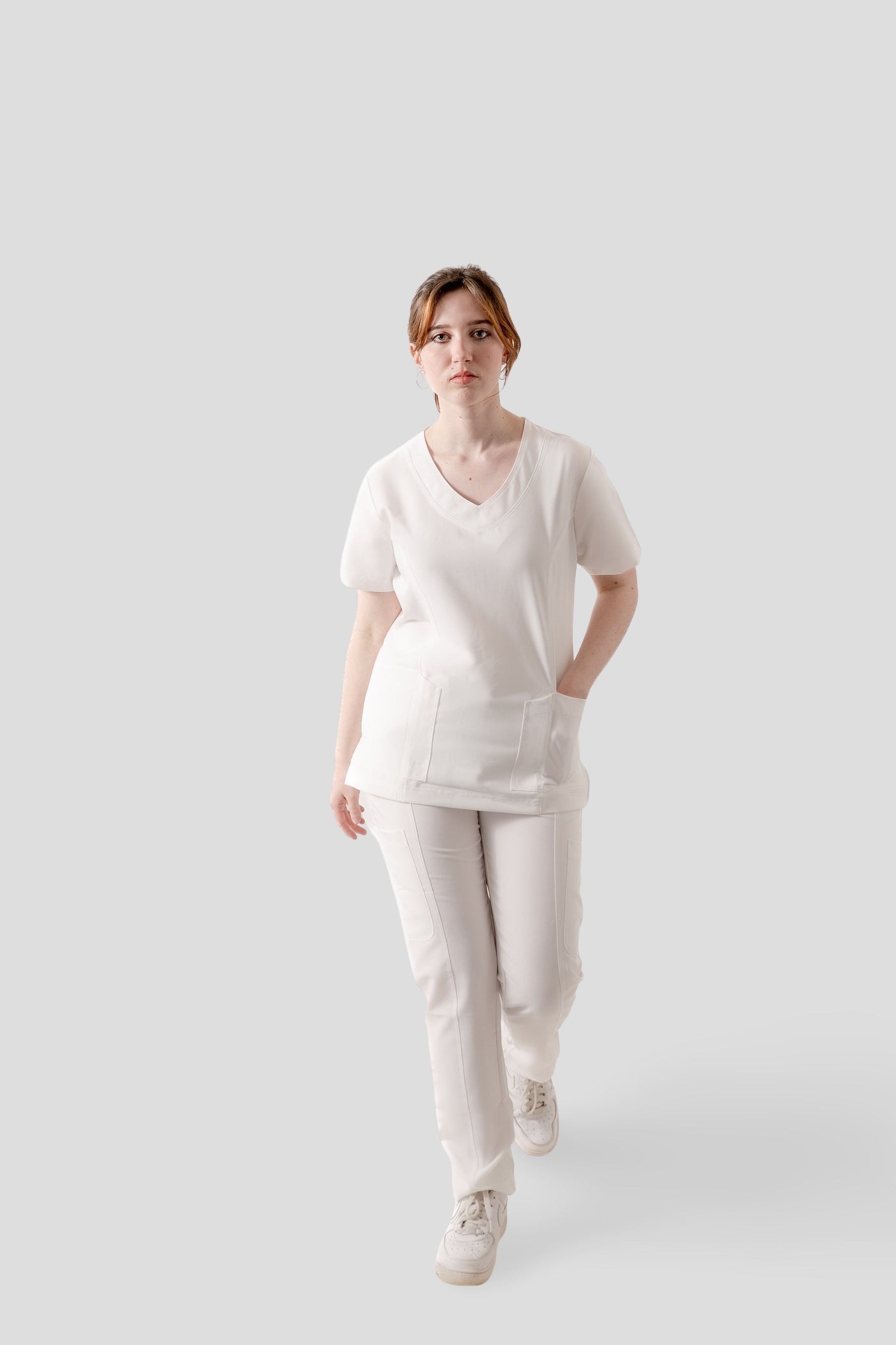 Uniforme médico quirúrgico Aspen en color blanco para mujer