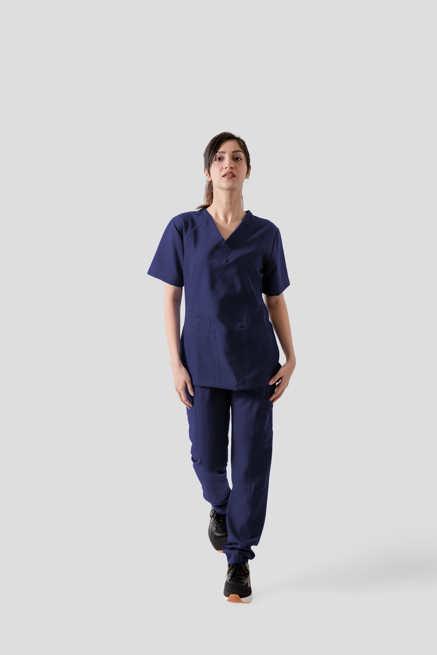 Uniforme médico quirúrgico Aspen en color azul ultramar para mujer